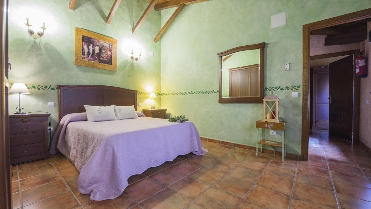 Los Laureles 2 Urda Luaran gambar